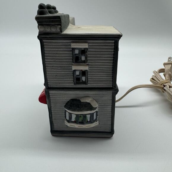 Pleasantville 1893 Masons Hotel & Saloon 1990 Village Unboxed - Picture 2 of 7